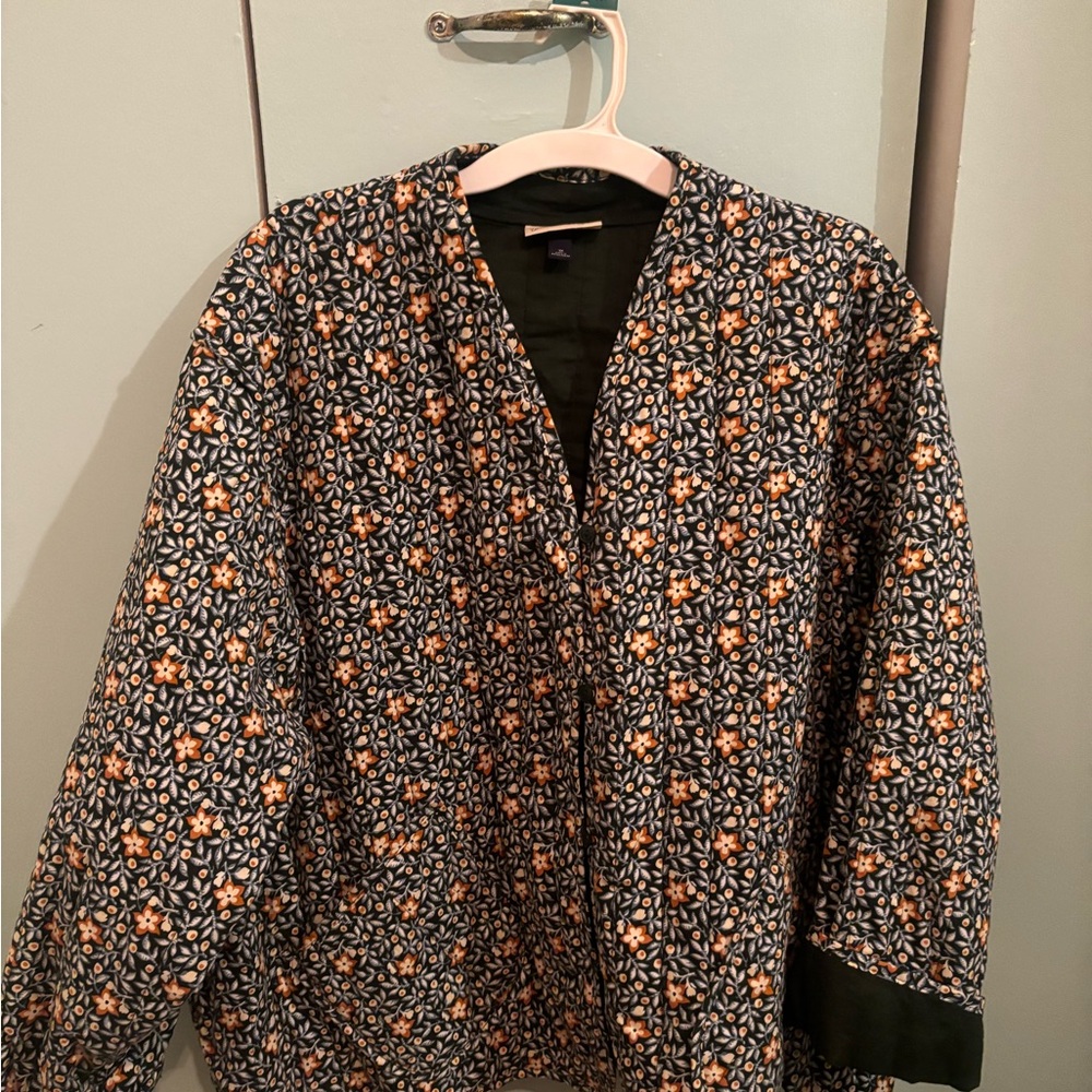 Universal Thread Women's Floral Bomber Jacket - Green and Orange